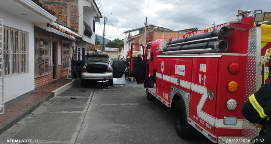 incendio vehicular Roldanillo Valle del Cauca