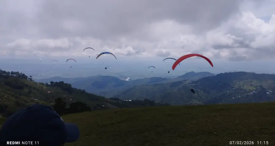 PARAPENTISMO EN EL VOLADERO LA GUAPANELA, ROLDANILLO VALLE DEL CAUCA- enero y febrero de 2026
